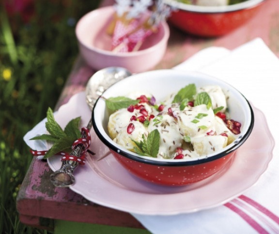 Gránátalmás krumplisaláta